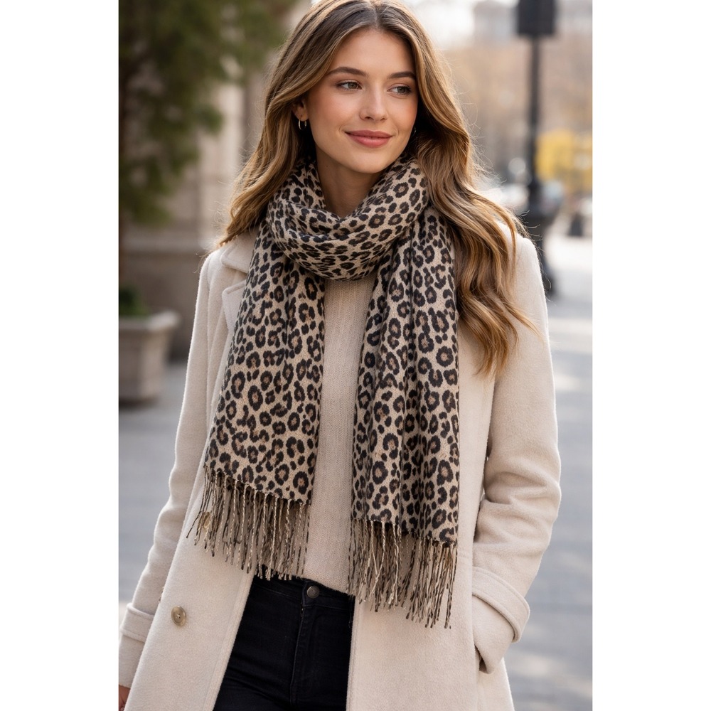 V. Fraas Cashmink Leopard Print Scarf Taupe Black‎ Made in Germany NWT 731942